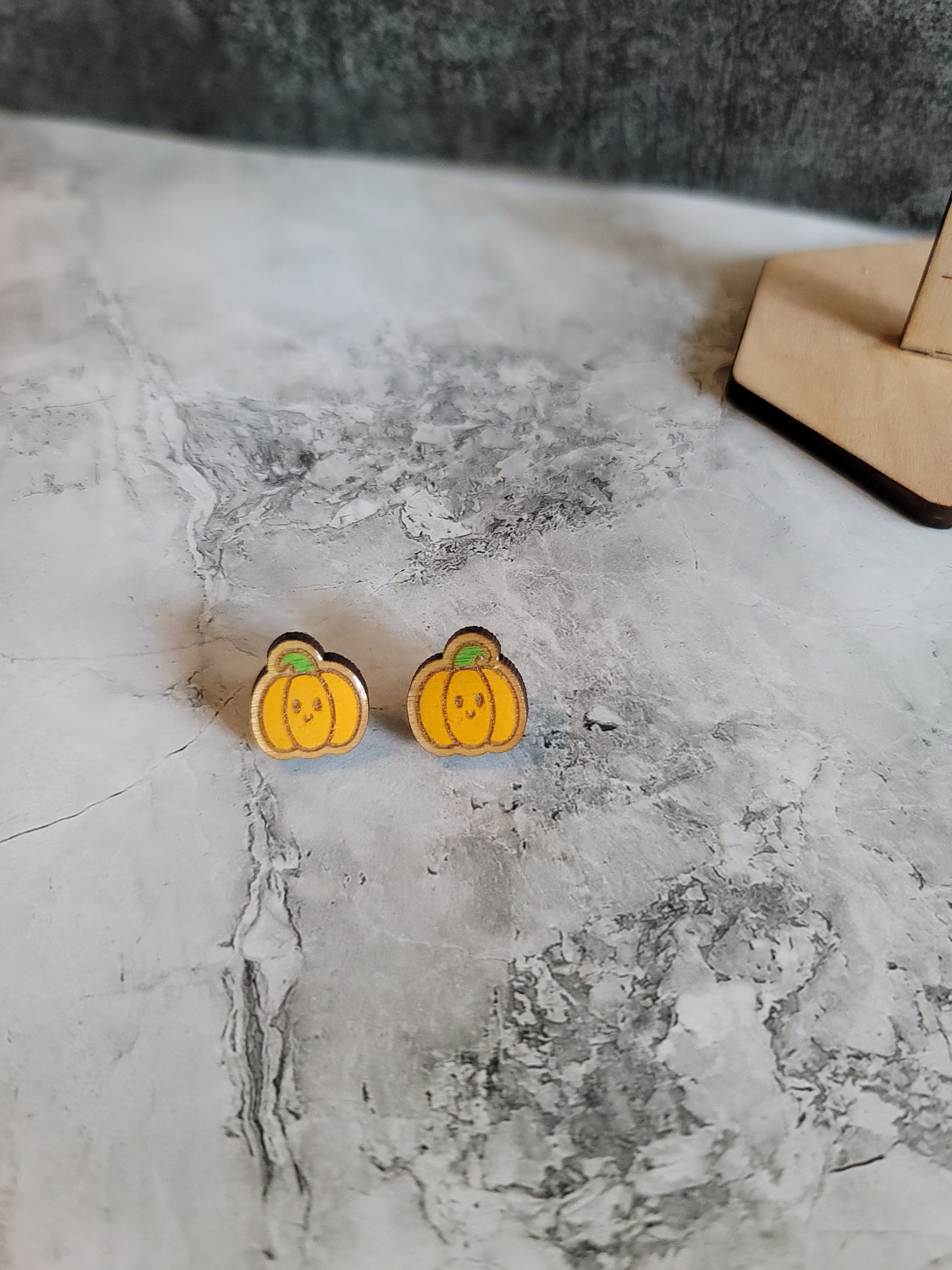 Pumpkin Studs